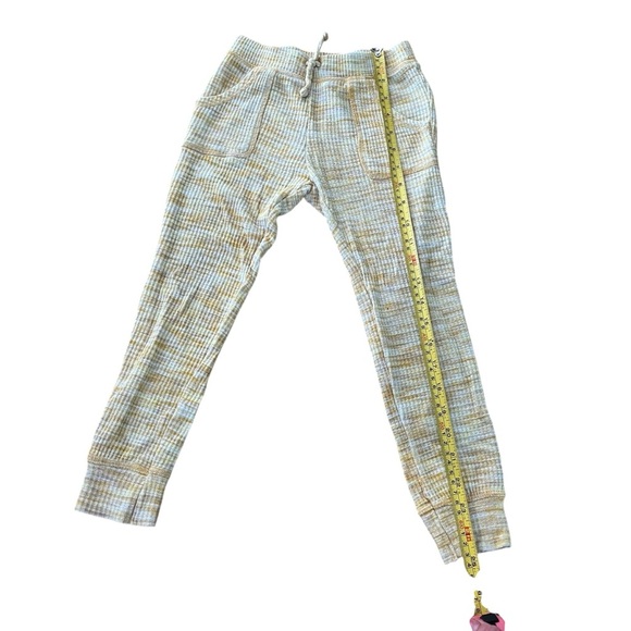 Old Navy Kids 2-Piece Waffle Knit Lounge Set | Size 5T | Yellow White Girls - Picture 3 of 13